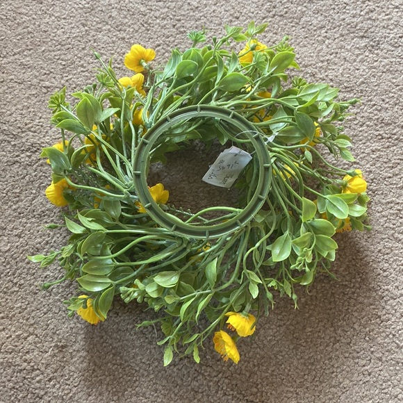 3 inches Evening Primrose Candle Ring Yellow - Picture 4 of 6